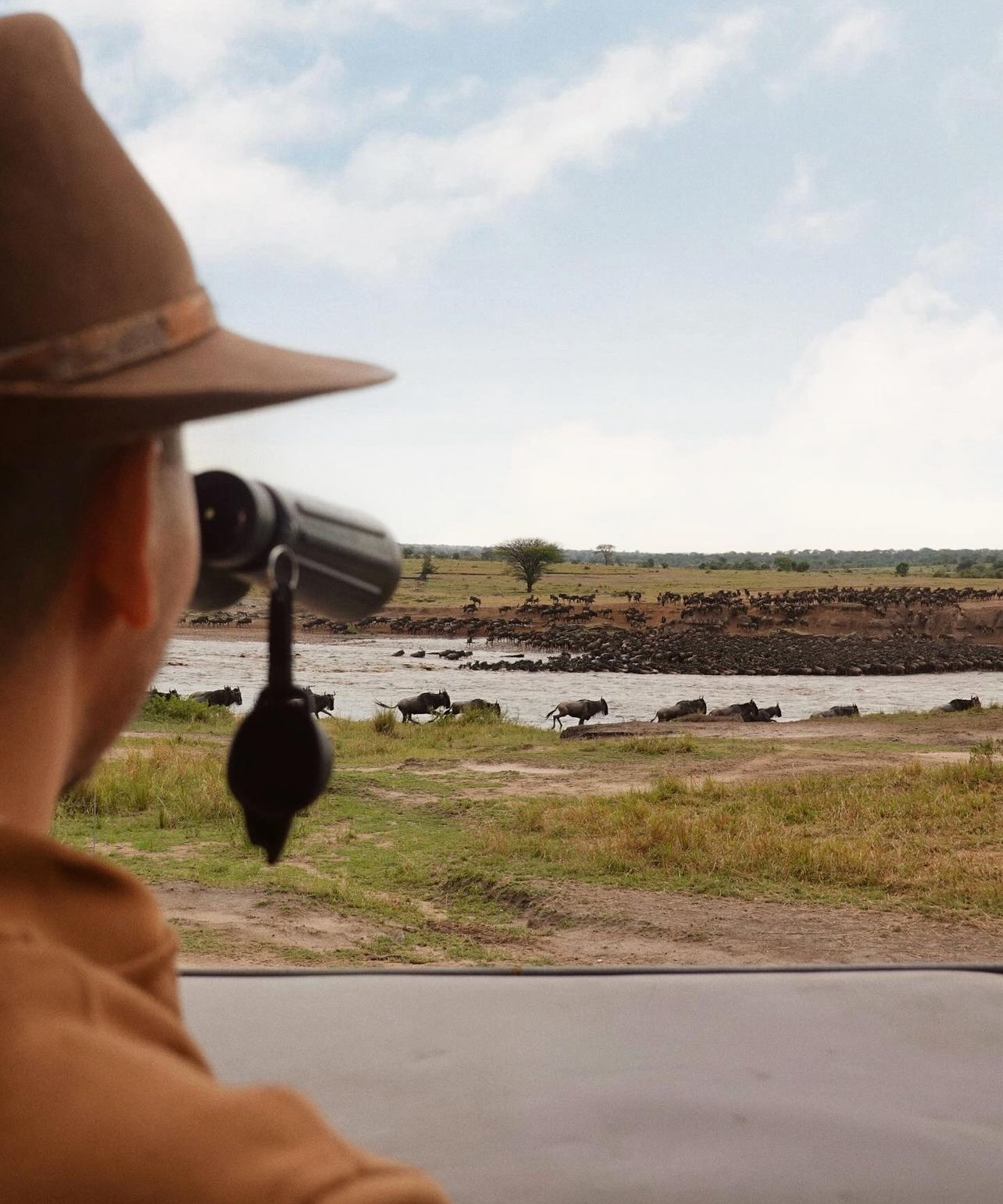How many days should I spend in the Serengeti?