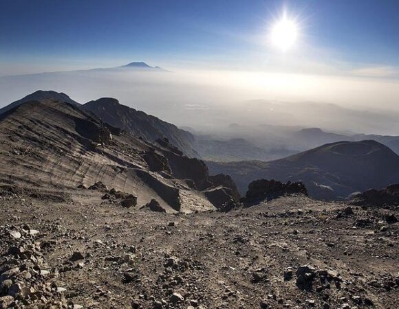 4 Days Mount Meru Trekking