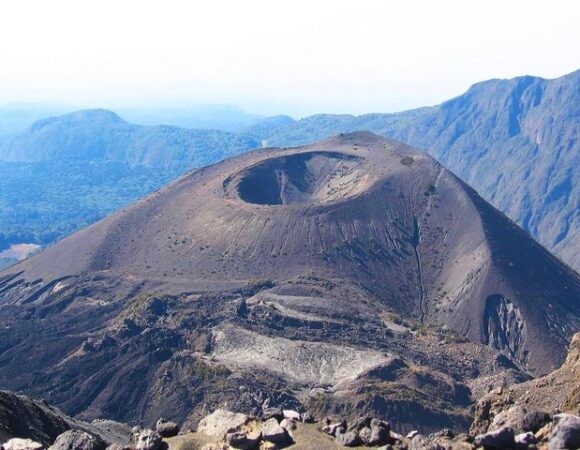 3 Days Mount Meru Trekking